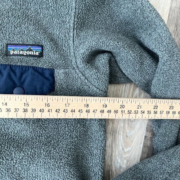 Patagonia Gray Navy Synchilla Pullover Womens Extra Small - Picture 9 of 16